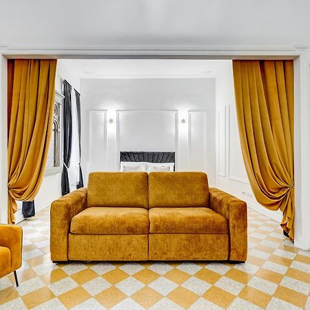 New!! Spagna Suite - Your Italian Holidays Рим Екстериор снимка